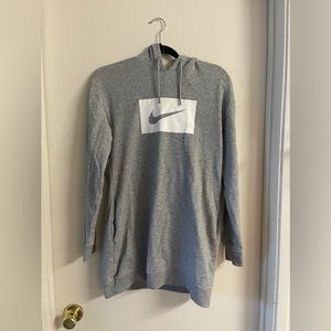 Nike dress with hood and pockets